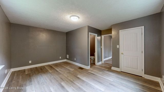 1826 S 24th St, Louisville, KY 40210