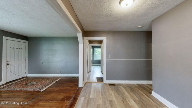1826 S 24th St, Louisville, KY 40210