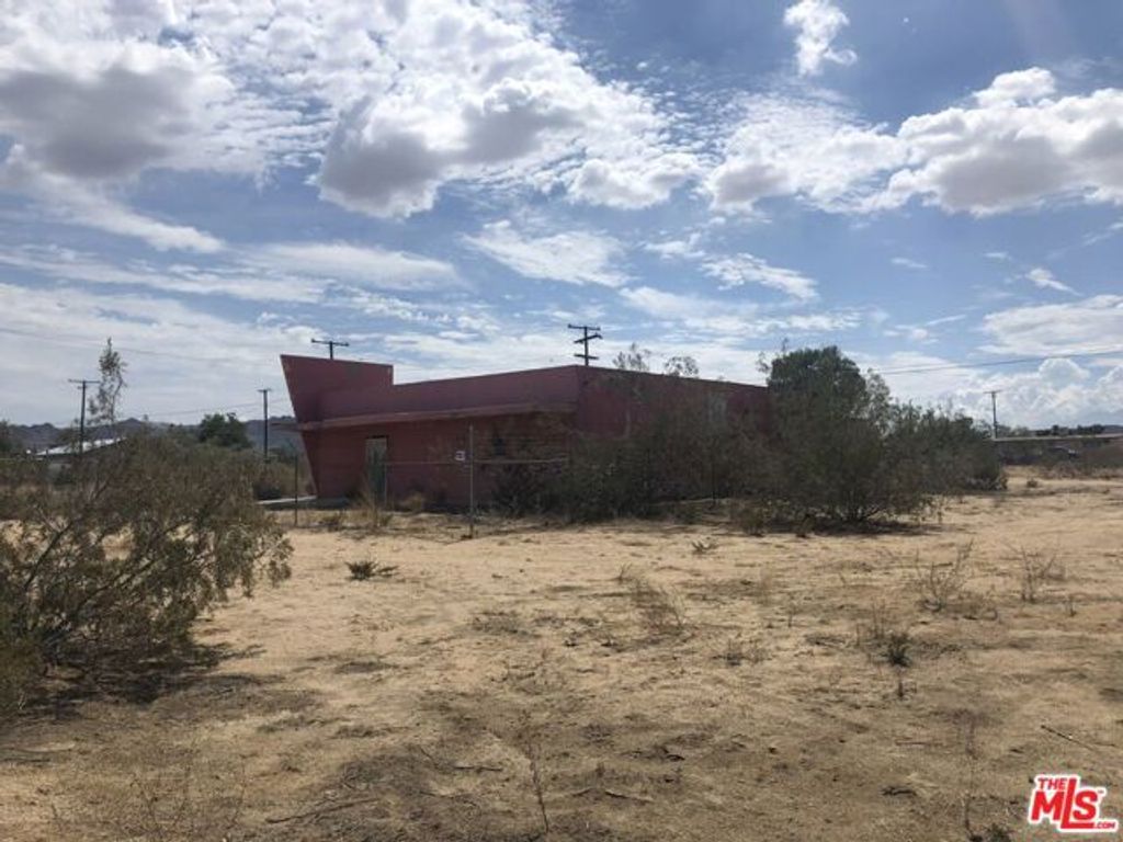 5090 Sunfair Road, Joshua Tree, CA 92252