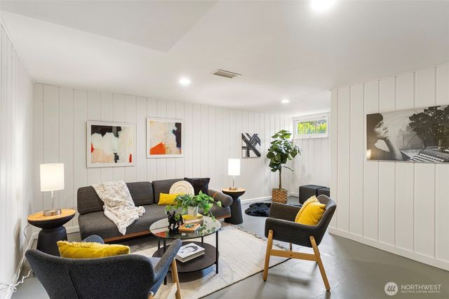 1425 S Hanford Street, Seattle, WA 98144