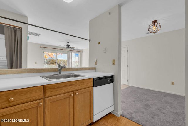 25 Jockey Lane, Tinton Falls, NJ 07753