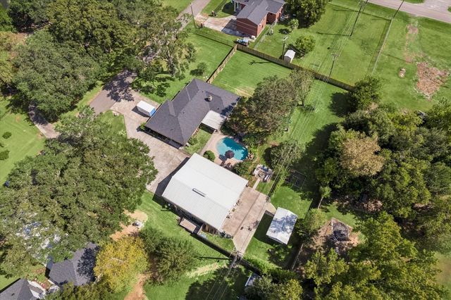 12806 Britt Road, Brookside, TX 77581