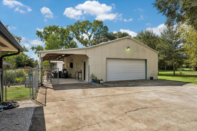12806 Britt Road, Brookside, TX 77581