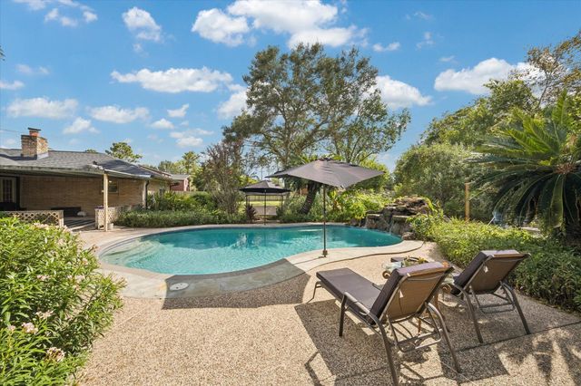 12806 Britt Road, Brookside, TX 77581
