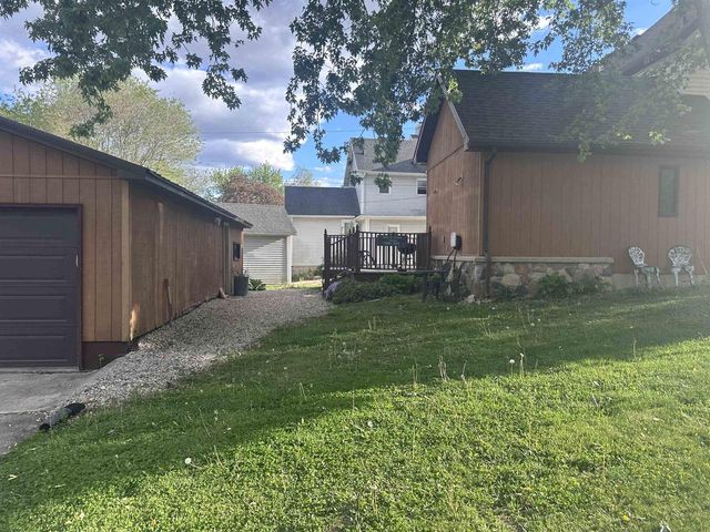 172 Mill Street, Waterloo, WI 53594
