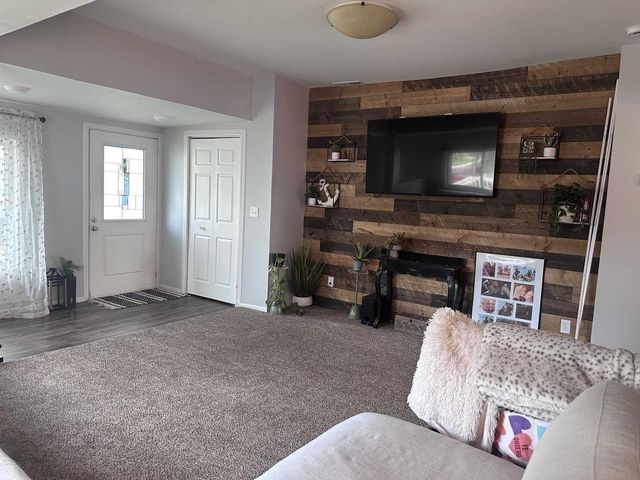 172 Mill Street, Waterloo, WI 53594