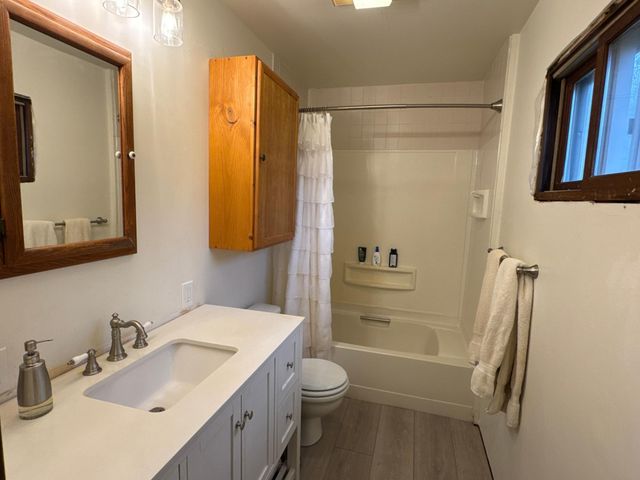710 & 720 5th Street NW, Valley City, ND 58072