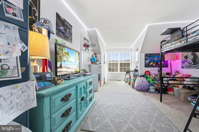 7202 SILVER THORN WAY, Beltsville, MD 20705