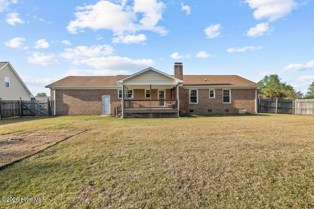 117 Plantation Boulevard, Jacksonville, NC 28540