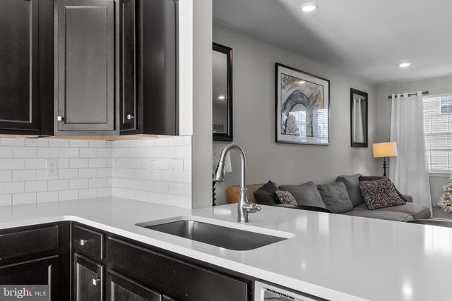 51 TURIN WAY, Mount Laurel, NJ 08054