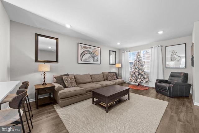 51 TURIN WAY, Mount Laurel, NJ 08054