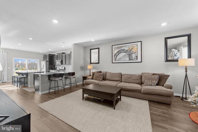 51 TURIN WAY, Mount Laurel, NJ 08054