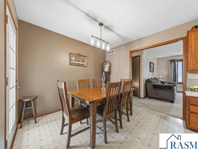 526 E Beaver Street, Belle Plaine, MN 56011