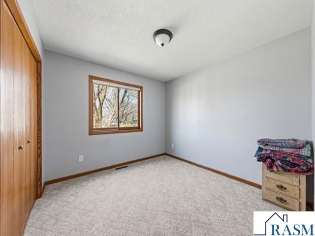 526 E Beaver Street, Belle Plaine, MN 56011