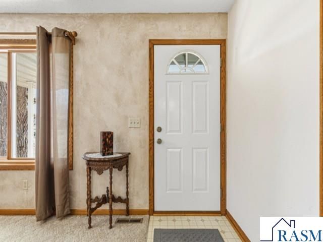 526 E Beaver Street, Belle Plaine, MN 56011