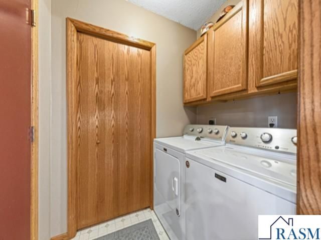 526 E Beaver Street, Belle Plaine, MN 56011