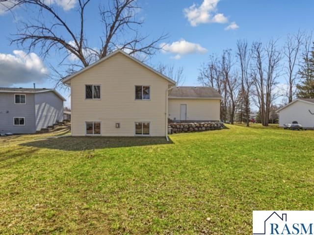 526 E Beaver Street, Belle Plaine, MN 56011