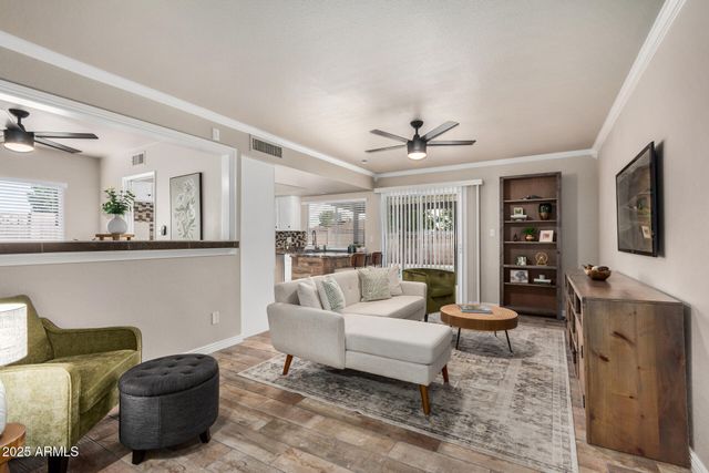 4629 W MYRTLE Avenue, Glendale, AZ 85301