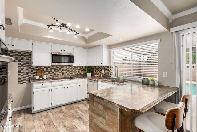 4629 W MYRTLE Avenue, Glendale, AZ 85301