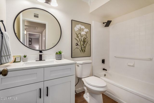 4629 W MYRTLE Avenue, Glendale, AZ 85301