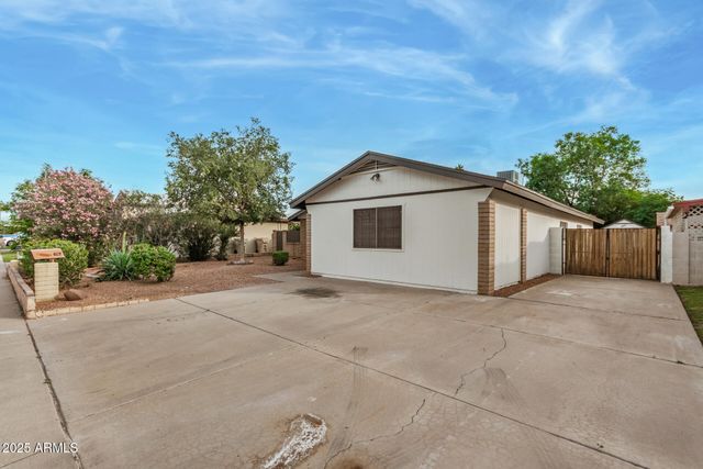 4629 W MYRTLE Avenue, Glendale, AZ 85301
