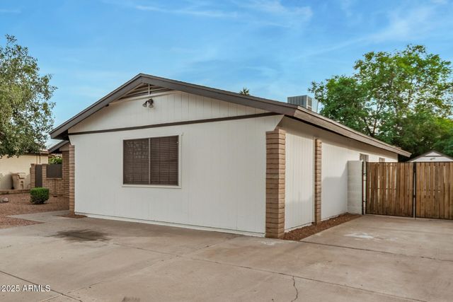 4629 W MYRTLE Avenue, Glendale, AZ 85301