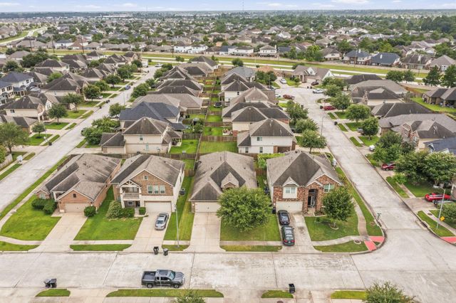 3426 Tulip Trace Drive, Spring, TX 77386