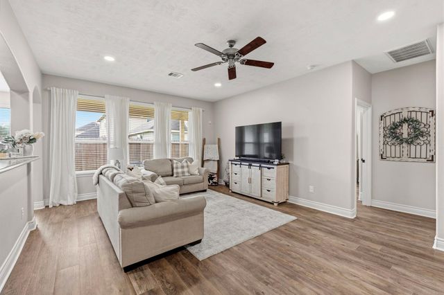 3426 Tulip Trace Drive, Spring, TX 77386