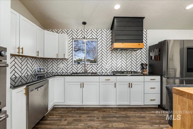 8146 W Hummel Drive, Boise, ID 83709