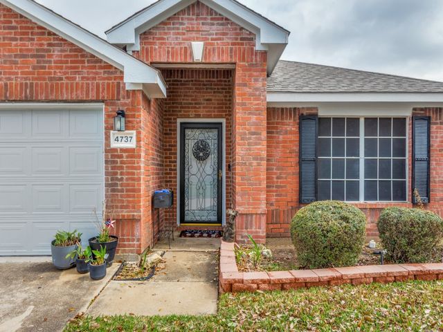 4737 Sea Ridge Drive, Fort Worth, TX 76133