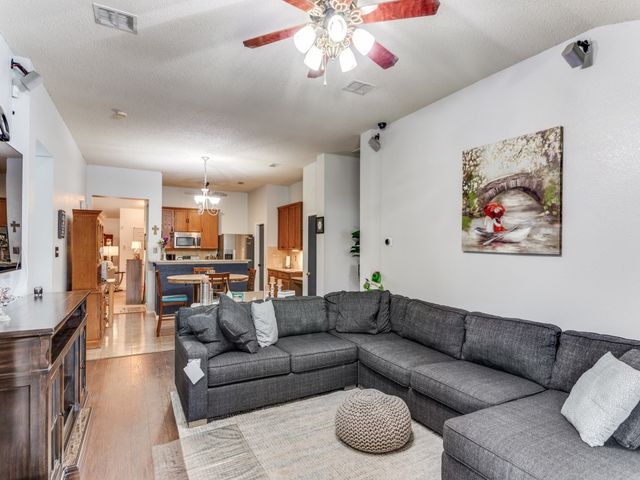 4737 Sea Ridge Drive, Fort Worth, TX 76133