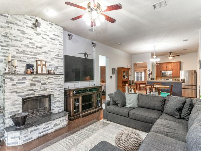 4737 Sea Ridge Drive, Fort Worth, TX 76133