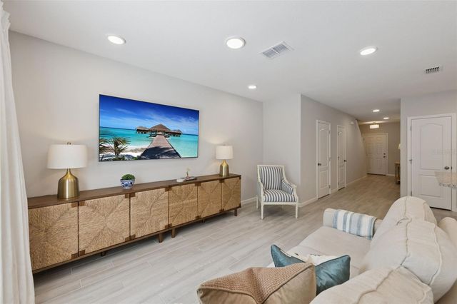 3129 RIVERBOAT WAY, Oviedo, FL 32765