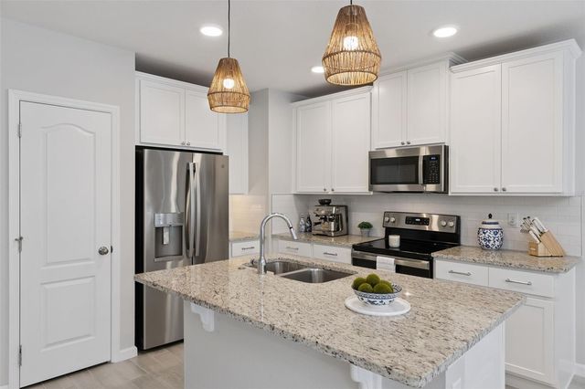 3129 RIVERBOAT WAY, Oviedo, FL 32765