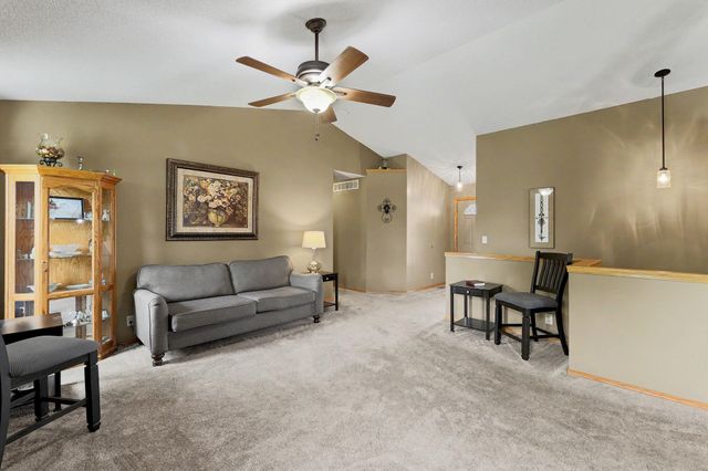 1051 N Aksarben Ct, Wichita, KS 67235