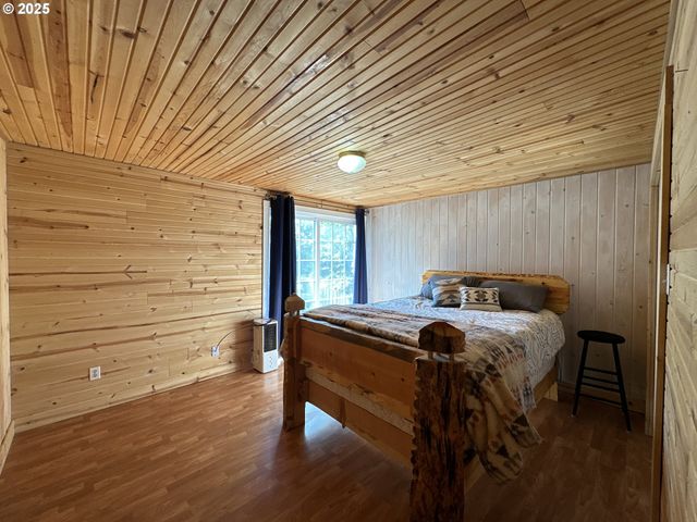 748 E MAIN St, John Day, OR 97845