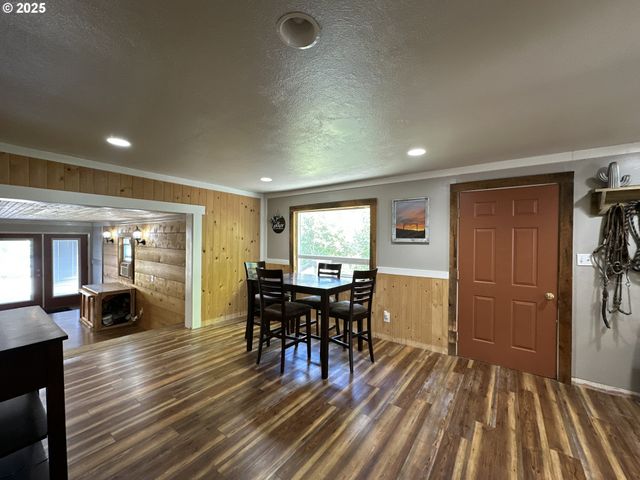 748 E MAIN St, John Day, OR 97845