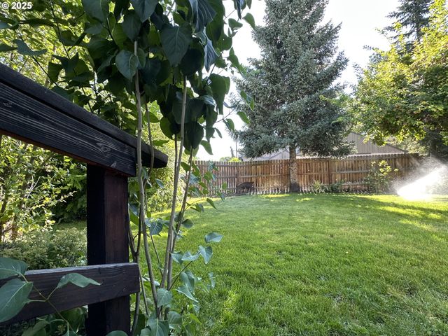 748 E MAIN St, John Day, OR 97845