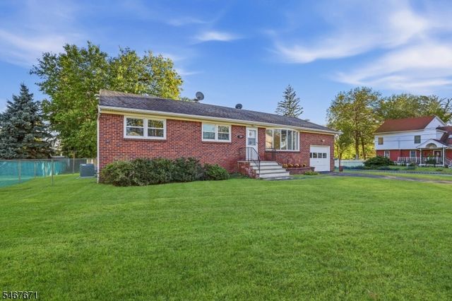 45 N Laurel Ave, Woodbridge Twp., NJ 08830