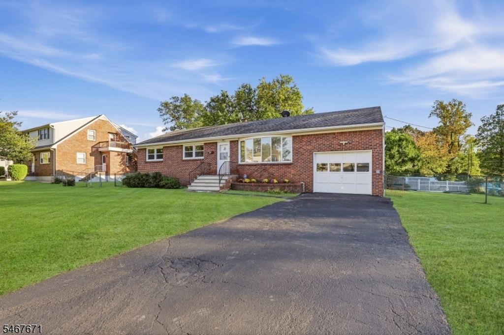45 N Laurel Ave, Woodbridge Twp., NJ 08830 — photo 2