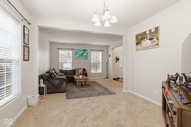 6314 Silver Leaf Drive, Zionsville, IN 46077