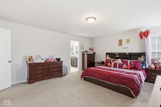 6314 Silver Leaf Drive, Zionsville, IN 46077