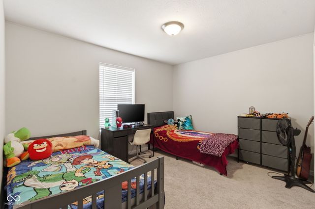 6314 Silver Leaf Drive, Zionsville, IN 46077