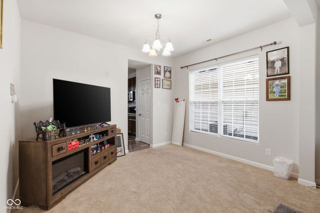 6314 Silver Leaf Drive, Zionsville, IN 46077