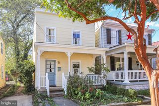 210 PRINCESS ANNE ST, Fredericksburg, VA 22401