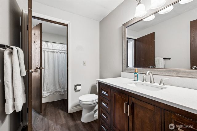 8915 Quinault Drive NE, Olympia, WA 98516