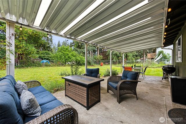 8915 Quinault Drive NE, Olympia, WA 98516