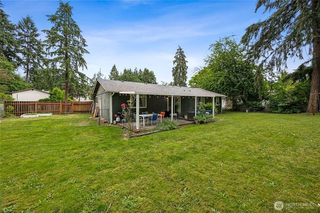 8915 Quinault Drive NE, Olympia, WA 98516