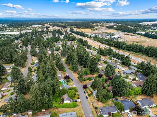 8915 Quinault Drive NE, Olympia, WA 98516