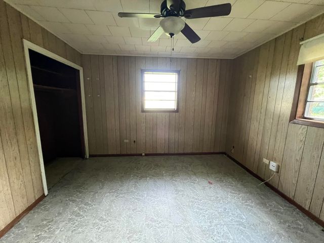 573 St Louis St, Raceland, LA 70394